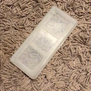 Clear Nintendo DS game holder